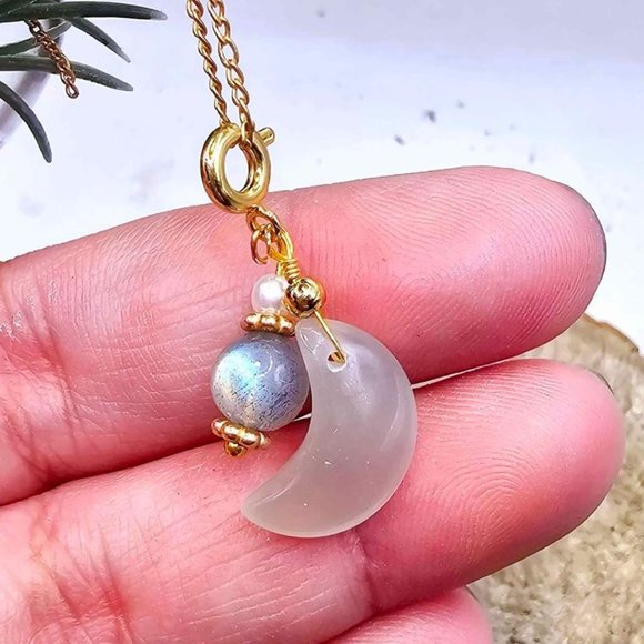 Beautiful Nature Moon Stone Crescent Moon & Labradorite Accent Pendant Necklace - Picture 3 of 10